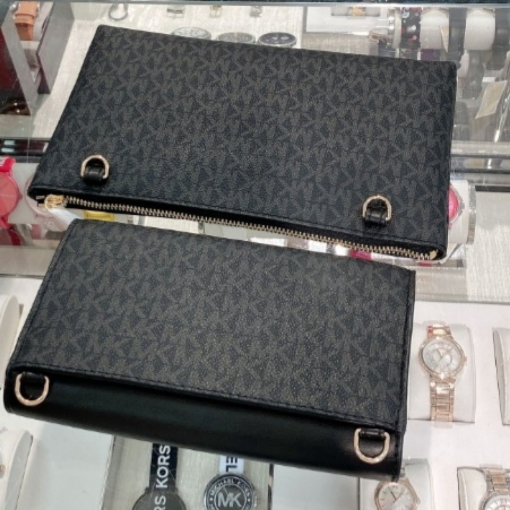 Michael Kors  3piece Tote - Picture 2 of 4